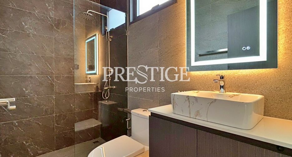 For sale 4 bed house in Bang Lamung, Chonburi