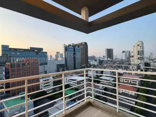 For sale 2 bed condo in Chatuchak, Bangkok