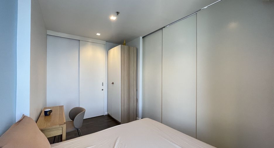 For rent 1 bed condo in Sathon, Bangkok
