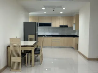 For rent 2 bed condo in Watthana, Bangkok