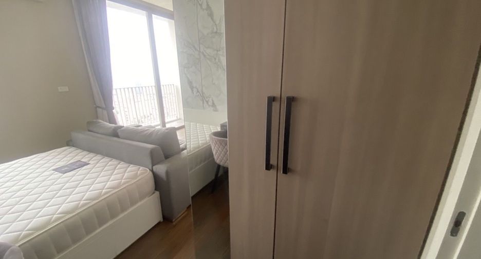 For rent 1 bed condo in Sathon, Bangkok