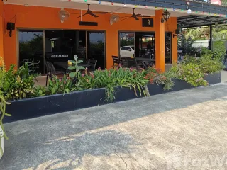 For sale 4 bed retail Space in Hua Hin, Prachuap Khiri Khan