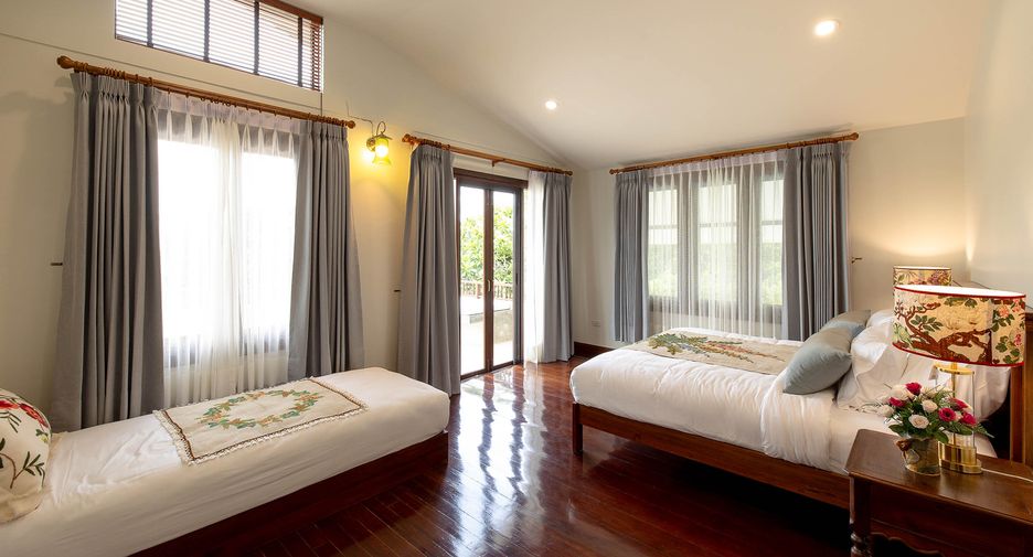 For rent and for sale 4 bedrooms house in Saraphi, Chiang Mai