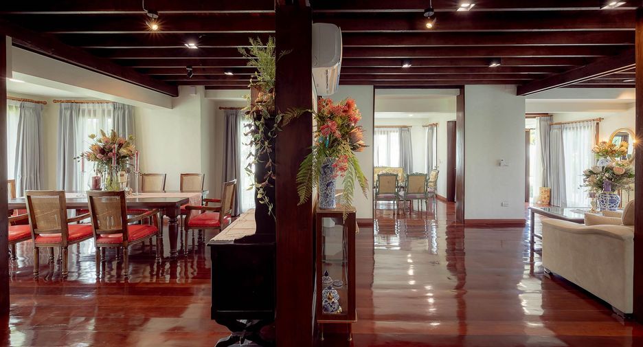 For rent and for sale 4 bedrooms house in Saraphi, Chiang Mai