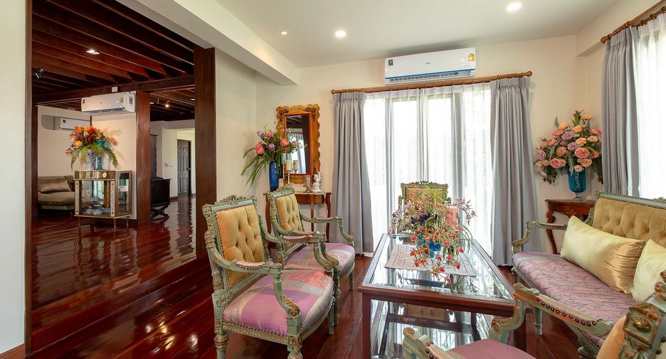 For rent and for sale 4 bedrooms house in Saraphi, Chiang Mai