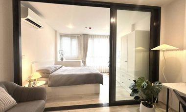 For rent 1 Beds condo in Huai Khwang, Bangkok