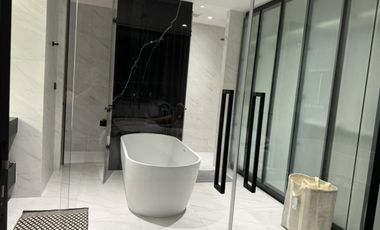 For sale 1 Beds condo in Sathon, Bangkok