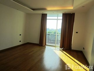 For rent 3 Beds condo in Phaya Thai, Bangkok
