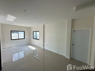 For rent 4 bed house in Lam Luk Ka, Pathum Thani