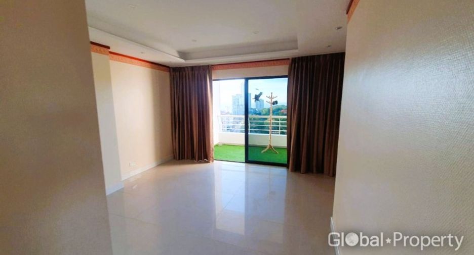For sale 2 bedrooms condo in Bang Lamung, Chonburi