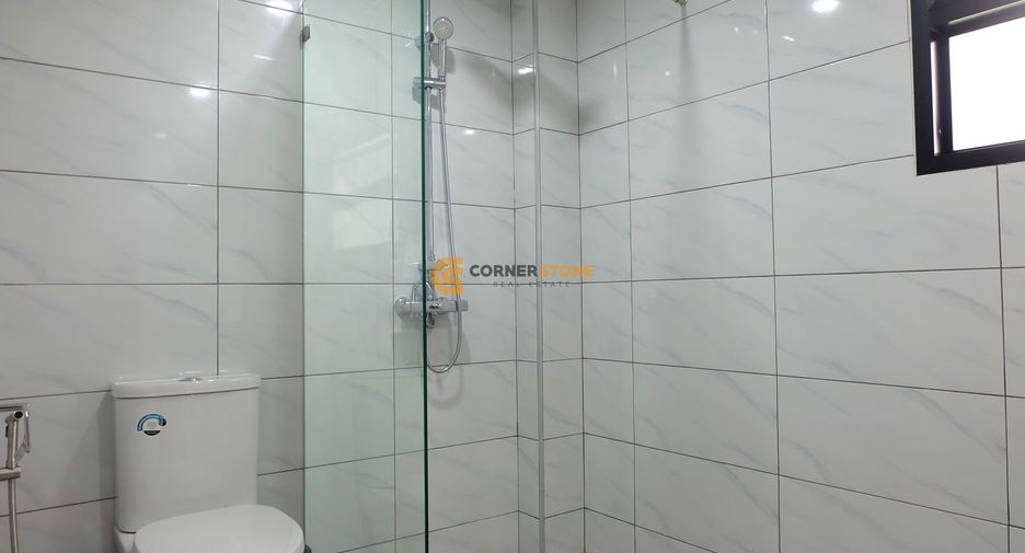 For sale 4 bedrooms house in Bang Lamung, Chonburi