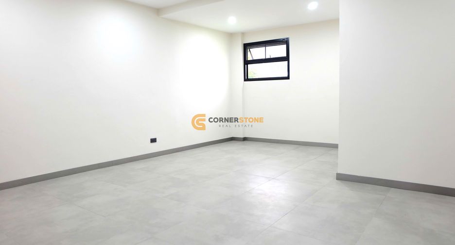 For sale 4 bedrooms house in Bang Lamung, Chonburi