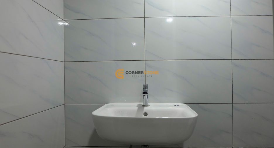 For sale 4 bedrooms house in Bang Lamung, Chonburi
