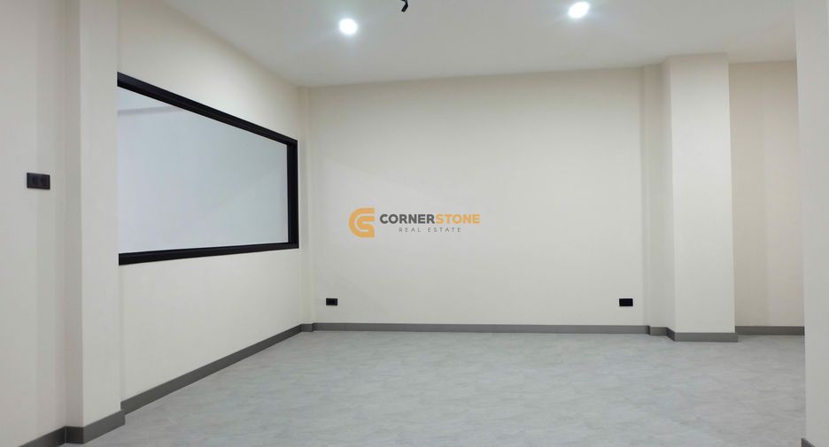 For sale 4 bedrooms house in Bang Lamung, Chonburi