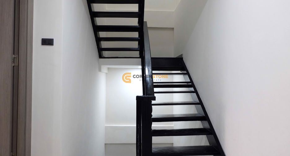 For sale 4 bedrooms house in Bang Lamung, Chonburi