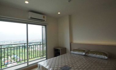 For sale 2 bed condo in Huai Khwang, Bangkok