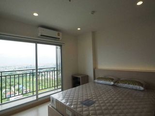 For sale 2 bed condo in Huai Khwang, Bangkok