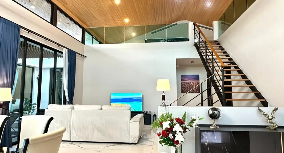 For sale 4 bed villa in Mueang Phuket, Phuket