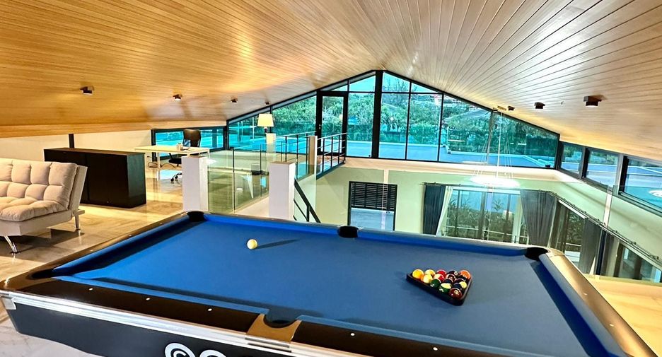 For sale 4 bed villa in Mueang Phuket, Phuket