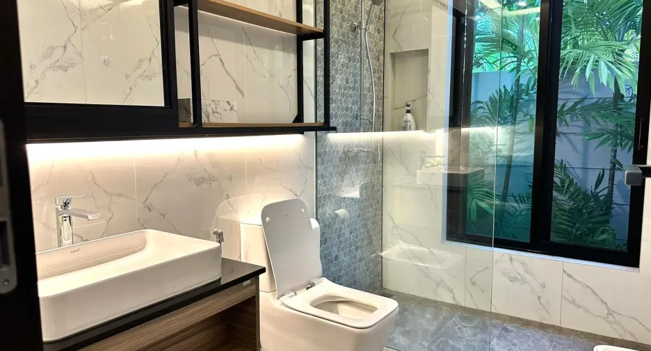 For sale 4 bed villa in Mueang Phuket, Phuket
