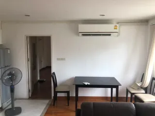 For rent and for sale 1 bed condo in Watthana, Bangkok