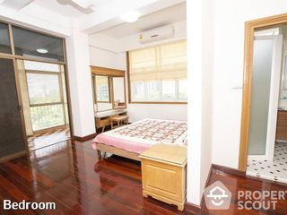 For rent 3 bed apartment in Pathum Wan, Bangkok