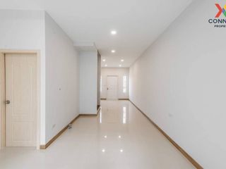 For sale 3 Beds townhouse in Sam Phran, Nakhon Pathom