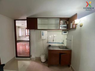 For sale 4 Beds house in Din Daeng, Bangkok
