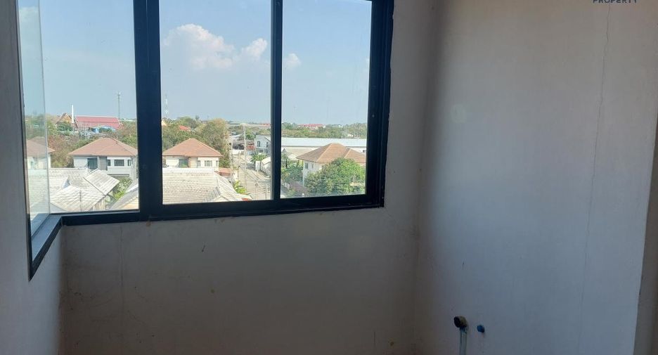 For sale 1 bed condo in Phan Thong, Chonburi