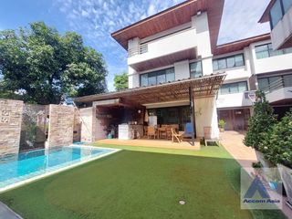 For rent 3 Beds house in Yan Nawa, Bangkok