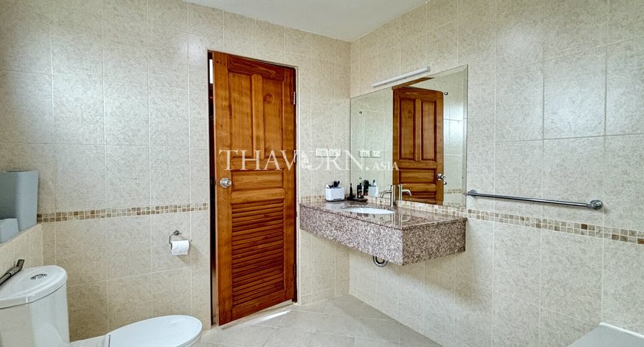 For sale 3 bedrooms condo in Bang Lamung, Chonburi
