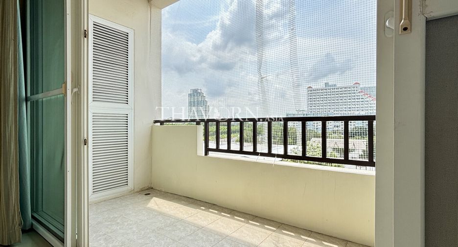 For sale 3 bedrooms condo in Bang Lamung, Chonburi