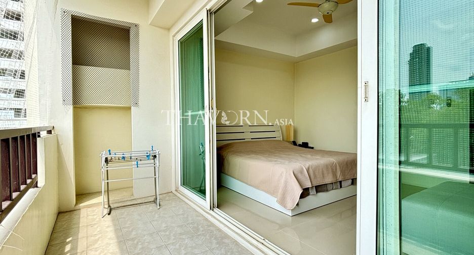 For sale 3 bedrooms condo in Bang Lamung, Chonburi