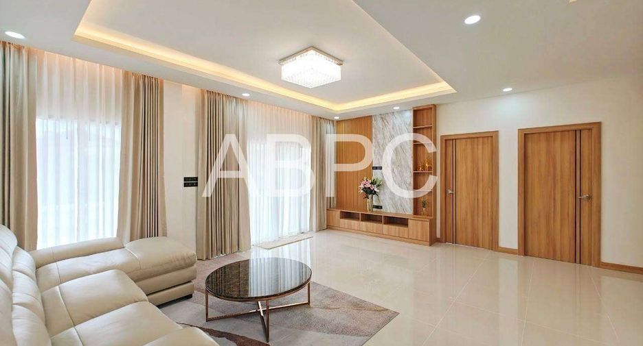 出售 4 卧室 独立屋 在 Bang Lamung, Chon Buri