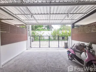 For sale 3 bed townhouse in Bang Khun Thian, Bangkok