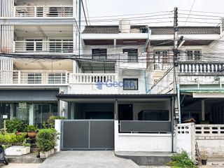 For sale 4 bed house in Bang Lamung, Chonburi