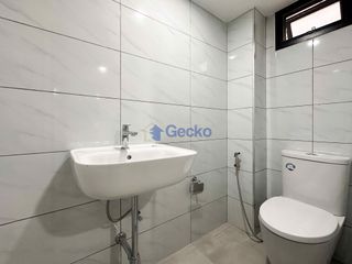 For sale 4 bed house in Bang Lamung, Chonburi