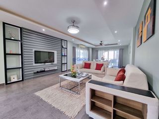 For sale 2 Beds condo in Bang Lamung, Chonburi