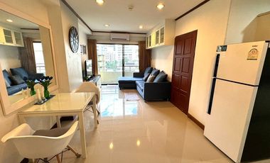 For sale 1 bed condo in Khlong Toei, Bangkok