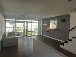 For sale 6 Beds house in Phra Khanong, Bangkok