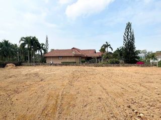 For sale land in Na Jomtien, Pattaya
