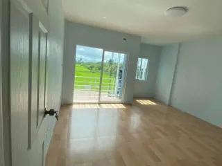For sale 2 bed townhouse in Mueang Nakhon Ratchasima, Nakhon Ratchasima