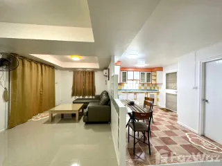 For rent 3 bed townhouse in Ban Chang, Rayong