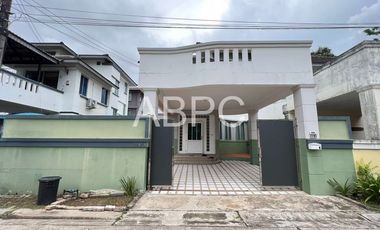 出租 和 出售 3 卧室 独立屋 在 Bang Lamung, Chon Buri