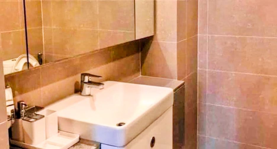 Condo en alquiler de 1 habitaciones en Pathum Wan, Bangkok