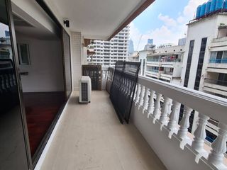 For rent 4 bed condo in Khlong Toei, Bangkok