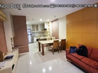 Casa adosada en venta de 4 habitaciones en Watthana, Bangkok