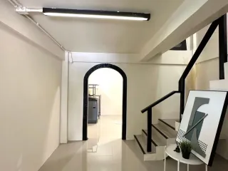 For sale 3 bed townhouse in Khlong San, Bangkok