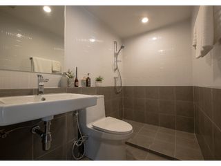 For sale 1 bed condo in Huai Khwang, Bangkok