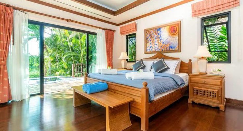 For rent 4 bed villa in Mueang Phuket, Phuket